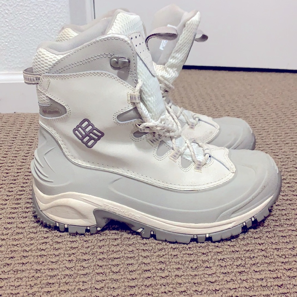 Columbia women’s winter boots 9.5